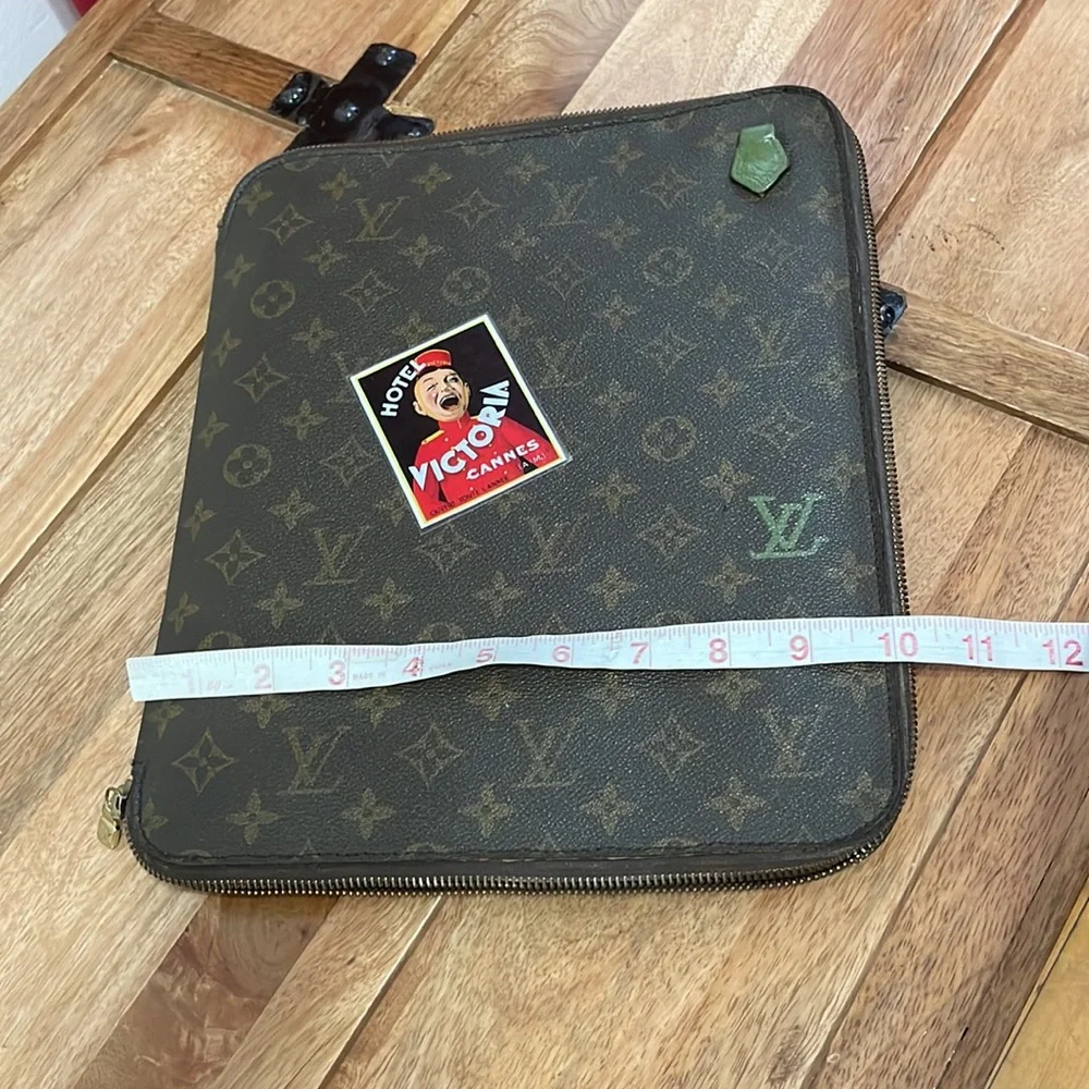 Louis Vuitton Vintage Documents Case.